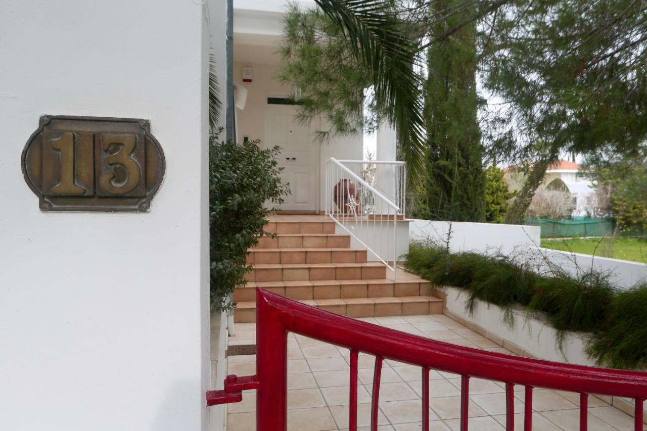Sunny Garden Studio Hotell Nicosia Exteriör bild